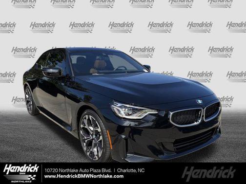 2025 BMW 230 i xDrive