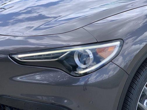 2018 Alfa Romeo Stelvio Ti Sport