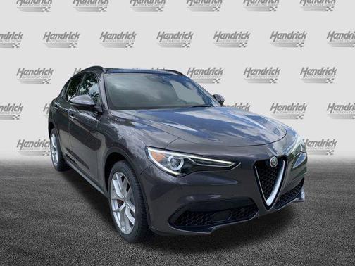 2018 Alfa Romeo Stelvio Ti Sport