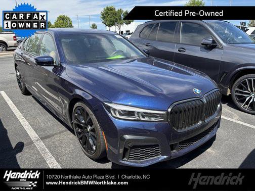 2022 BMW 740 i