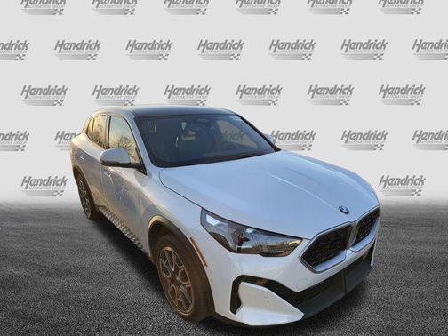 2025 BMW X2 xDrive28i