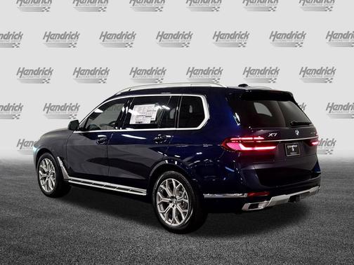 Tanzanite Blue II Metallic 2026 BMW X7 xDrive40i