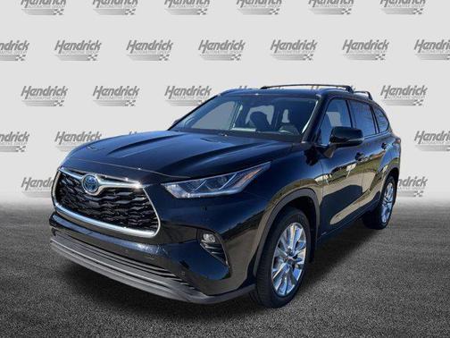 2022 Toyota Highlander Hybrid Limited