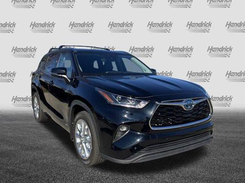 2022 Toyota Highlander Hybrid Limited