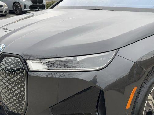 2025 BMW iX xDrive50