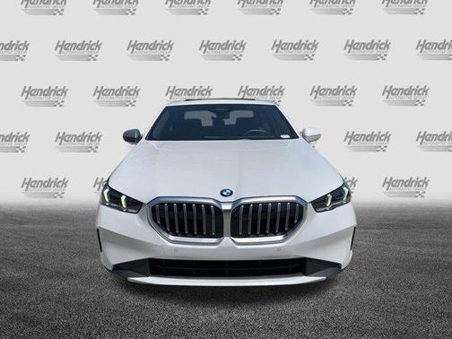 2024 BMW 530 i