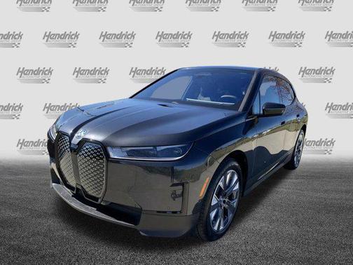 2025 BMW iX xDrive50