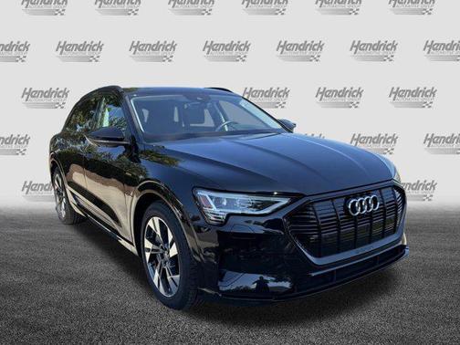 2021 Audi e-tron Premium