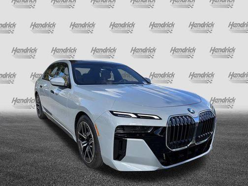2025 BMW 740 xDrive