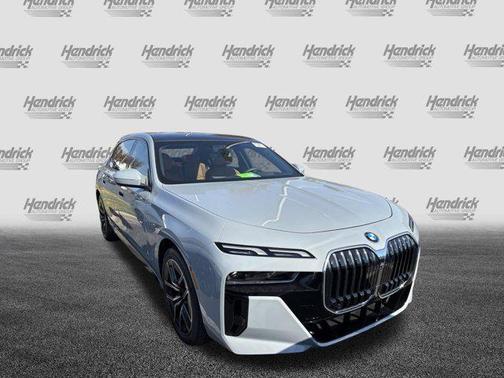 2025 BMW 740 xDrive