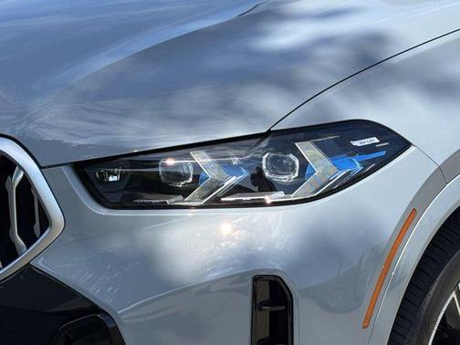 2025 BMW X6 xDrive40i