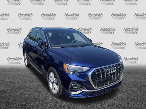 2022 Audi Q3 45 S line Premium