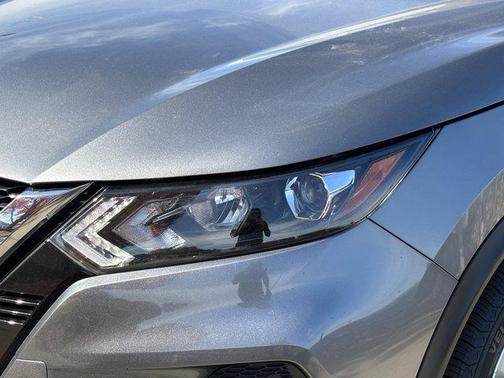 2021 Nissan Rogue Sport SV