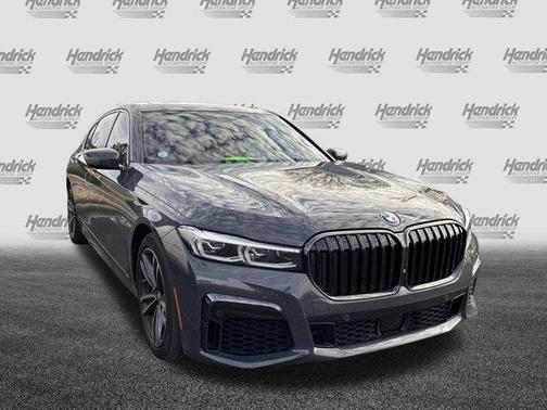 2022 BMW 745e xDrive