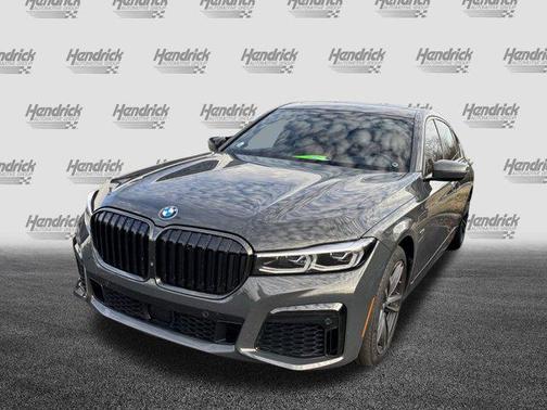 2022 BMW 745e xDrive