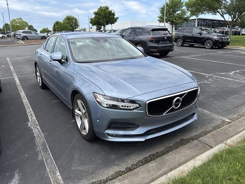 Mussel Blue Metallic 2017 Volvo S90 T5 Momentum