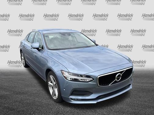 Mussel Blue Metallic 2017 Volvo S90 T5 Momentum