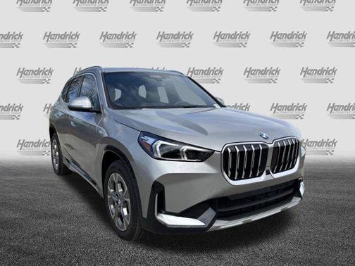 Space Silver Metallic 2025 BMW X1 xDrive28i