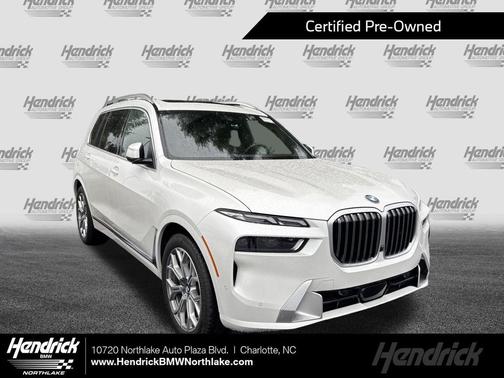 Mineral White Metallic 2026 BMW X7 xDrive40i
