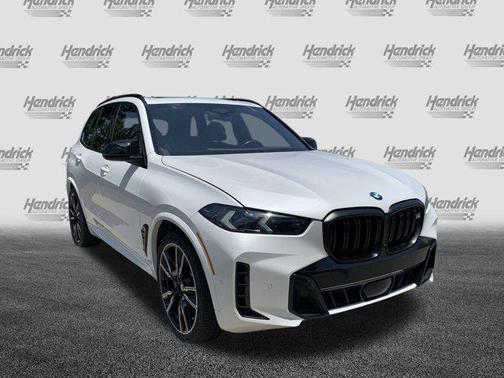 2024 BMW X5 M60i