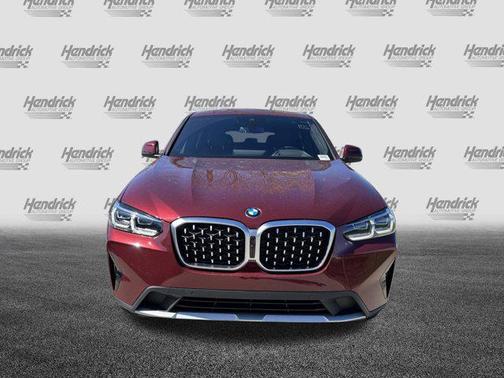 Aventurin Red Metallic 2025 BMW X4 xDrive30i