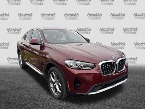2025 BMW X4 xDrive30i