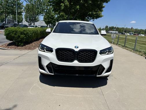 Alpine White 2025 BMW X4 xDrive30i