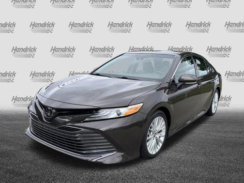 2018 Toyota Camry XLE
