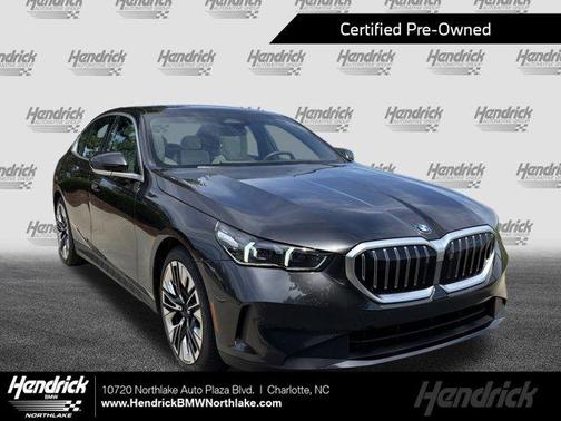 2025 BMW 540 i xDrive