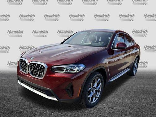 2025 BMW X4 xDrive30i