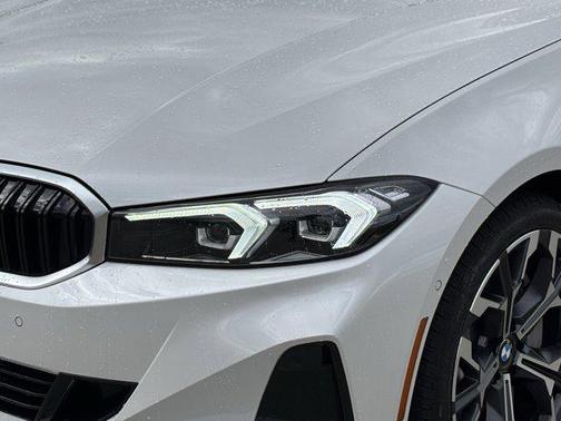 2025 BMW 330 330i Sedan