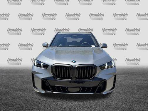 Skyscraper Grey Metallic 2026 BMW X5 xDrive40i