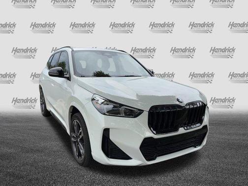 Alpine White 2023 BMW X1 xDrive28i