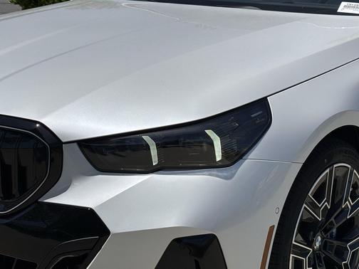 Mineral White Metallic 2027 BMW 530 i