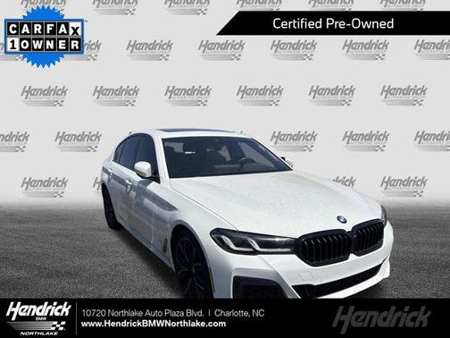 Alpine White 2023 BMW 540 i