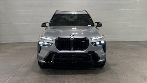2026 BMW X7 M60i