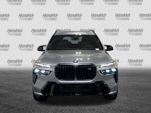 2026 BMW X7 M60i