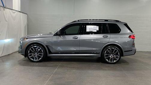 2026 BMW X7 M60i