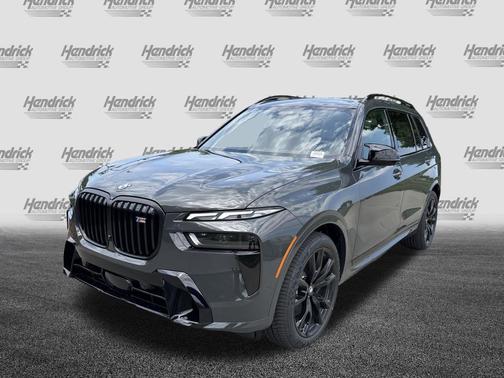 Dravit Grey Metallic 2027 BMW X7 M60i