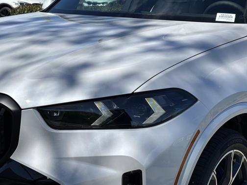 Mineral White Metallic 2026 BMW X5 PHEV xDrive50e