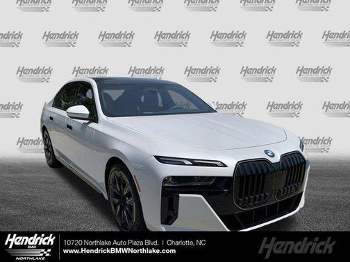 2025 BMW 740 i