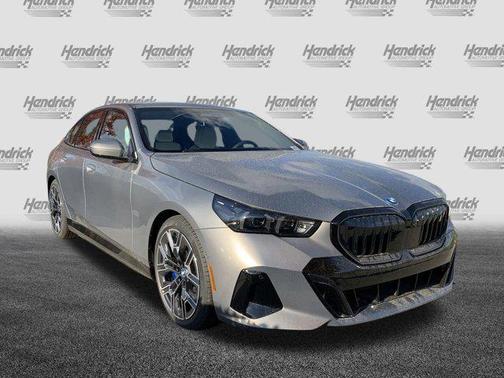 2025 BMW i5 eDrive40