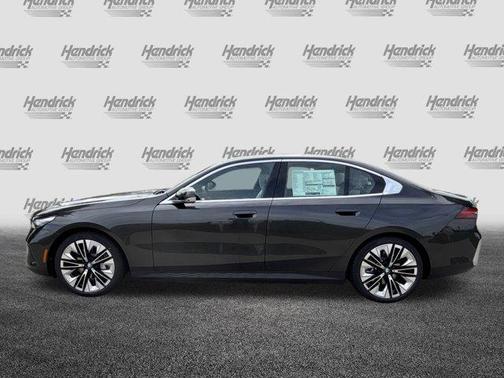 2026 BMW i5 eDrive40