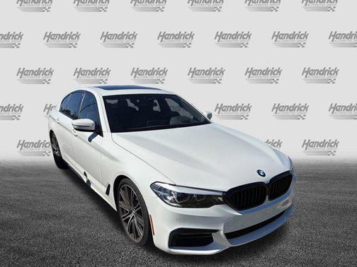 2020 BMW 540 540i