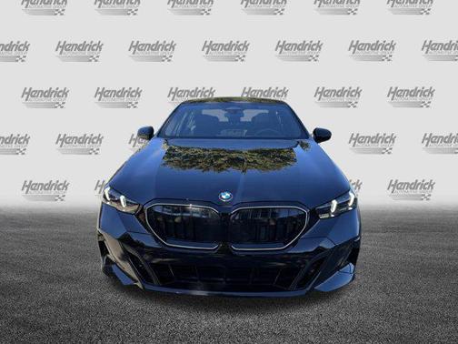 2025 BMW 530 i
