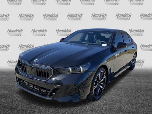 2025 BMW 530 i