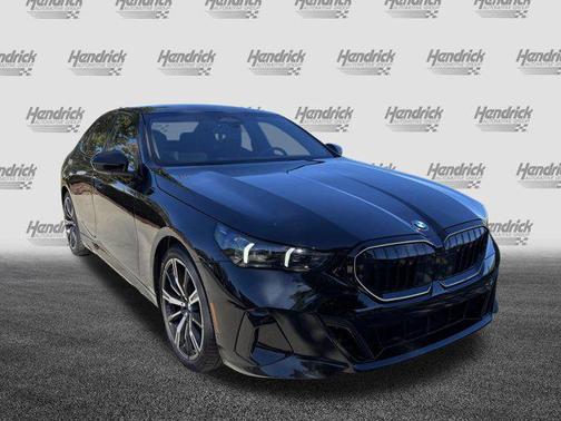 2025 BMW 530 i