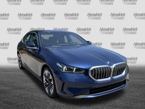 2024 BMW 530 i