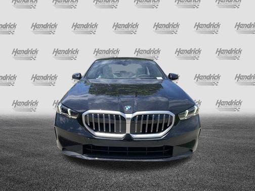 2026 BMW 530 i