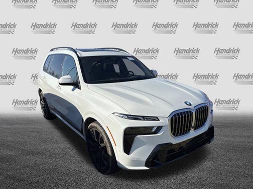 2025 BMW X7 xDrive40i